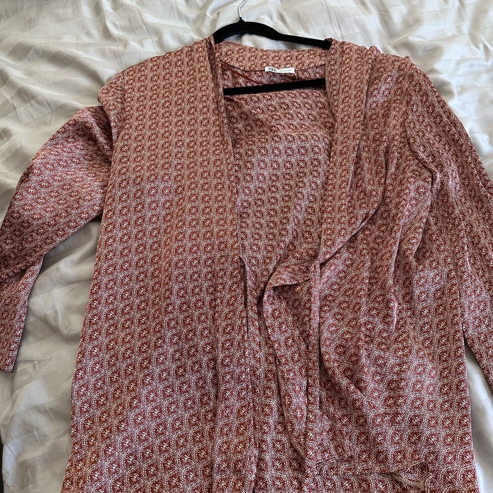 Patterned Red/rust Cardigan